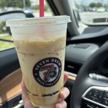 7 Brew Coffee - Iced Caramel macchiato - Coffee & Tea Near Me - New Bern, North Carolina 7 Brew Coffee - Iced Caramel macchiato - Coffee & Tea Near Me - New Bern, North Carolina
