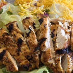 Taqueria Los Cazadores - Chicken salad