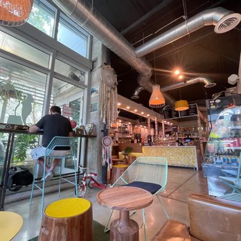 I Think She Is - Interior - Coffee & Tea Near Me - Miami, Florida I Think She Is - Interior - Coffee & Tea Near Me - Miami, Florida