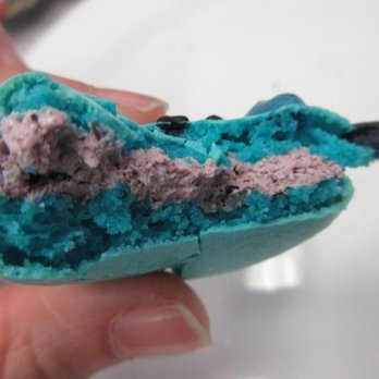 Daan Go Cake Lab - Sully = Blueberry - Desserts Near Me - Toronto, Ontario