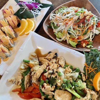 Pink Basil - Jean Michael's Choice (with chicken) and New York sushi with spicy tuna and avocado. - Asian Fusion Near Me - Mystic, Connecticut