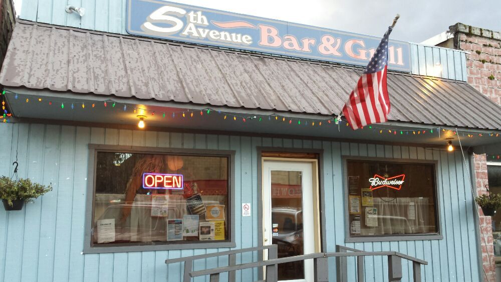 5th Avenue Bar & Grill, Metaline Falls Roadtrippers