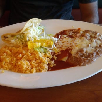 Casa de Lucy - Beef taco cheese enchilada combo - Mexican Near Me - Temecula, California Casa de Lucy - Beef taco cheese enchilada combo - Mexican Near Me - Temecula, California