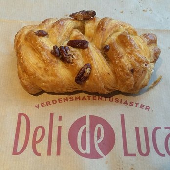 Deli de Luca - This Pecan danish was super yummy! - Convenience Stores Near Me - Stavanger, 11