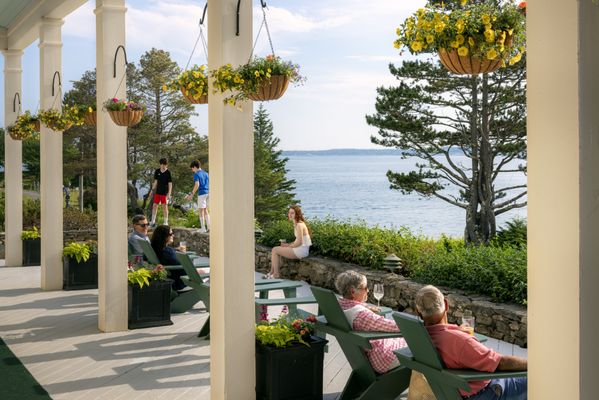 Spruce Point Inn Resort & Spa by null