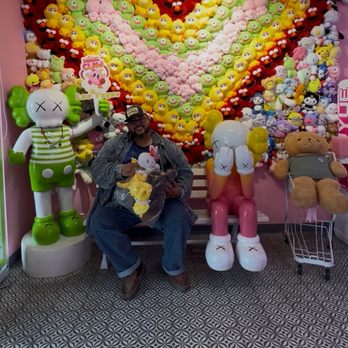 Magic Claw - Toy Stores Near Me - Las Vegas, Nevada Magic Claw - Toy Stores Near Me - Las Vegas, Nevada