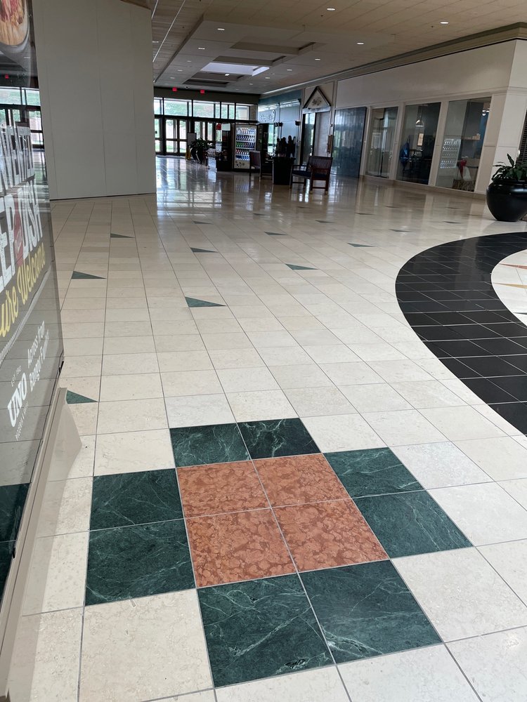 BANGOR MALL Updated September 2024 16 Photos & 15 Reviews 663