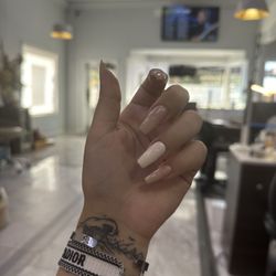 Cuffin shaped nails
