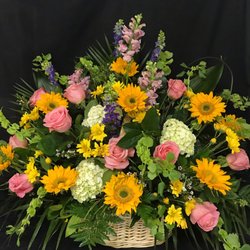 Grayrock Florist - Bright and Beautiful basket