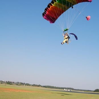 Skydive Atlanta - Tandems coming in for a landing - Skydiving Near Me - Thomaston, Georgia Skydive Atlanta - Tandems coming in for a landing - Skydiving Near Me - Thomaston, Georgia