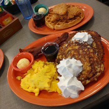 Biscuits Cafe - Yum! - Cafes Near Me - Federal Way, Washington