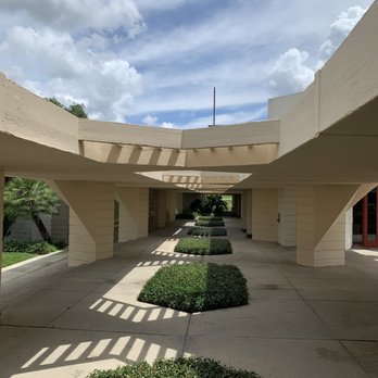 Florida Southern College - College covered walkways - Colleges & Universities Near Me - Lakeland, Florida Florida Southern College - College covered walkways - Colleges & Universities Near Me - Lakeland, Florida
