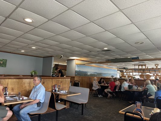 Governor's Restaurant & Bakery by null