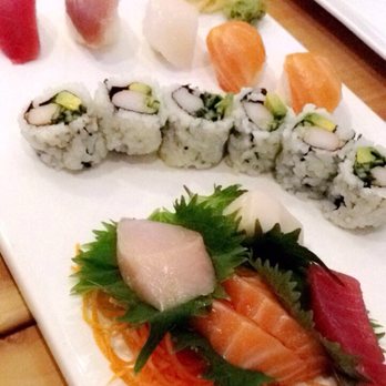 Little Wok - Chinese Near Me - Chicago, Illinois