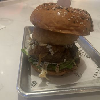 Gordon Ramsay Burger - Salad Near Me - Chicago, Illinois
