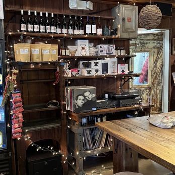 Artifact Coffee - Cafes Near Me - Baltimore, Maryland