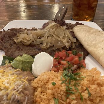 Maria's Cantina - Latin American Near Me - Woodland, California