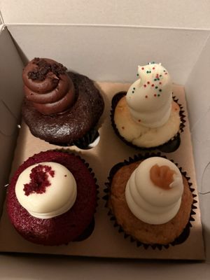 Southern Girl Desserts by null