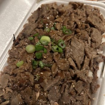 Golden Bowl - Beef bowl large. Skimpy on the sauce - Japanese Near Me - South Gate, California Golden Bowl - Beef bowl large. Skimpy on the sauce - Japanese Near Me - South Gate, California