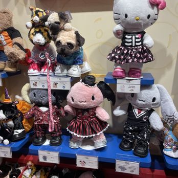 Build-A-Bear Workshop - Halloween Sanrio - Toy Stores Near Me - Torrance, California Build-A-Bear Workshop - Halloween Sanrio - Toy Stores Near Me - Torrance, California
