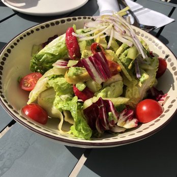 Monteverde - Salad was very generous with the avocado slices. It was delicious!  Oma's Green Mountain Salad - Italian Near Me - Chicago, Illinois
