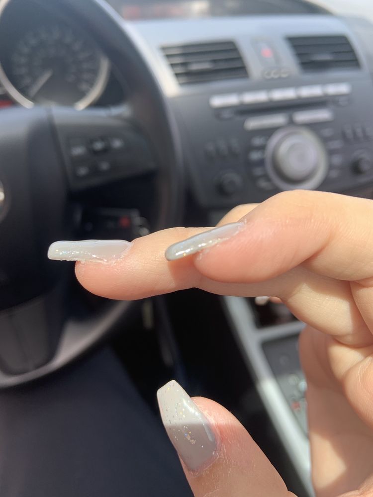 QUEEN NAILS Updated June 2024 119 Main Street, Dartmouth, Nova