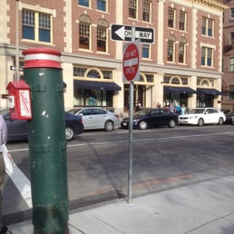 brooks brothers newbury street