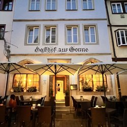 Restaurant Sonne - Quaint patio eating