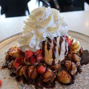 Snowdaes - Desserts Near Me - Lowell, Massachusetts