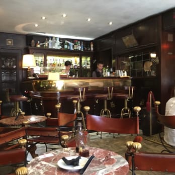 Il Caravellino Bar - View from the inside of the bar area. Direct access from hotel. - Cocktail Bars Near Me - Venezia, VE