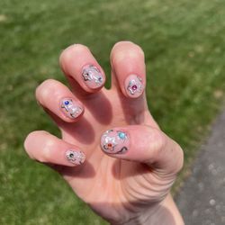 Roxy Nails & Spa