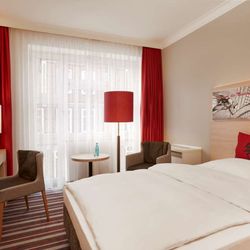 H+ Hotel Stade Herzog Widukind - Guest room