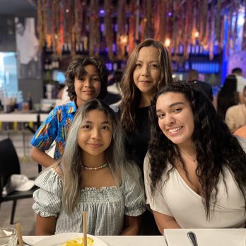 CVI.CHE 105 - Our Family - Seafood Near Me - Miami Beach, Florida CVI.CHE 105 - Our Family - Seafood Near Me - Miami Beach, Florida