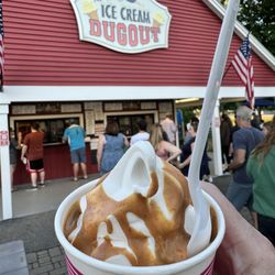 Ice Cream Dugout - Vanilla soft serve with peanut butter topping