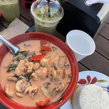 Degthai - RED CURRY - Thai Near Me - Nashville, Tennessee