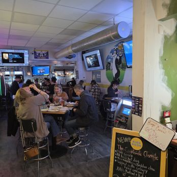 Jakeeno's Pizza & Pasta - Pizza Near Me - Minneapolis, Minnesota