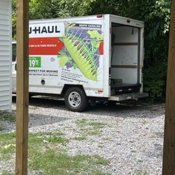 U-Haul Of West Town - customer verification