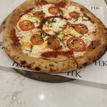 Gordon Ramsay Hell's Kitchen - Margherita pizza - New American Near Me - Miami, Florida Gordon Ramsay Hell's Kitchen - Margherita pizza - New American Near Me - Miami, Florida