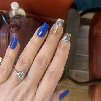 VT Nails & Spa - Nail Salons Near Me - Oak Lawn, Illinois