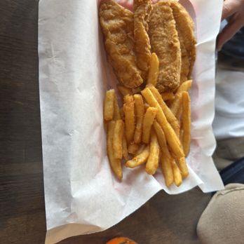 Cedars corner bar and kitchen - Cod Fish and Chips - Burgers Near Me - Fairfield, California