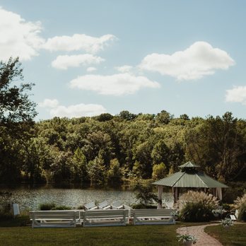 Little Piney Lodge - Amber Garrett Photography - Venues & Event Spaces Near Me - Hermann, Missouri