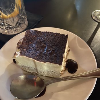 Maxine's On Shine - Tiramisu - New American Near Me - Orlando, Florida