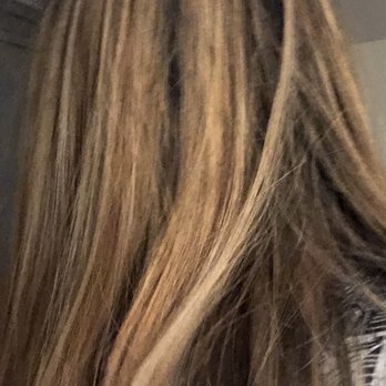 Liv Salon - Balayage 2nd time expectation as platinum blonde. - Hair Stylists Near Me - Hopkinton, Massachusetts