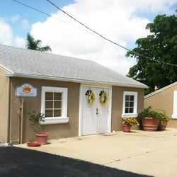 Glow Salon & Spa