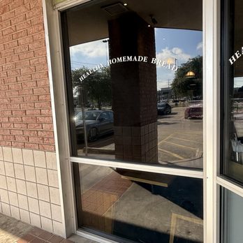 Tous Les Jours - Bakeries Near Me - Austin, Texas