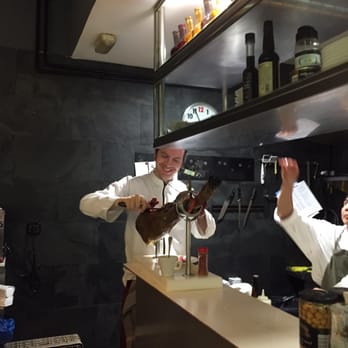 Tapeo - The chef - Tapas Bars Near Me - Barcelona, B