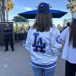 Fresh Cleaners - LA Dodger patch