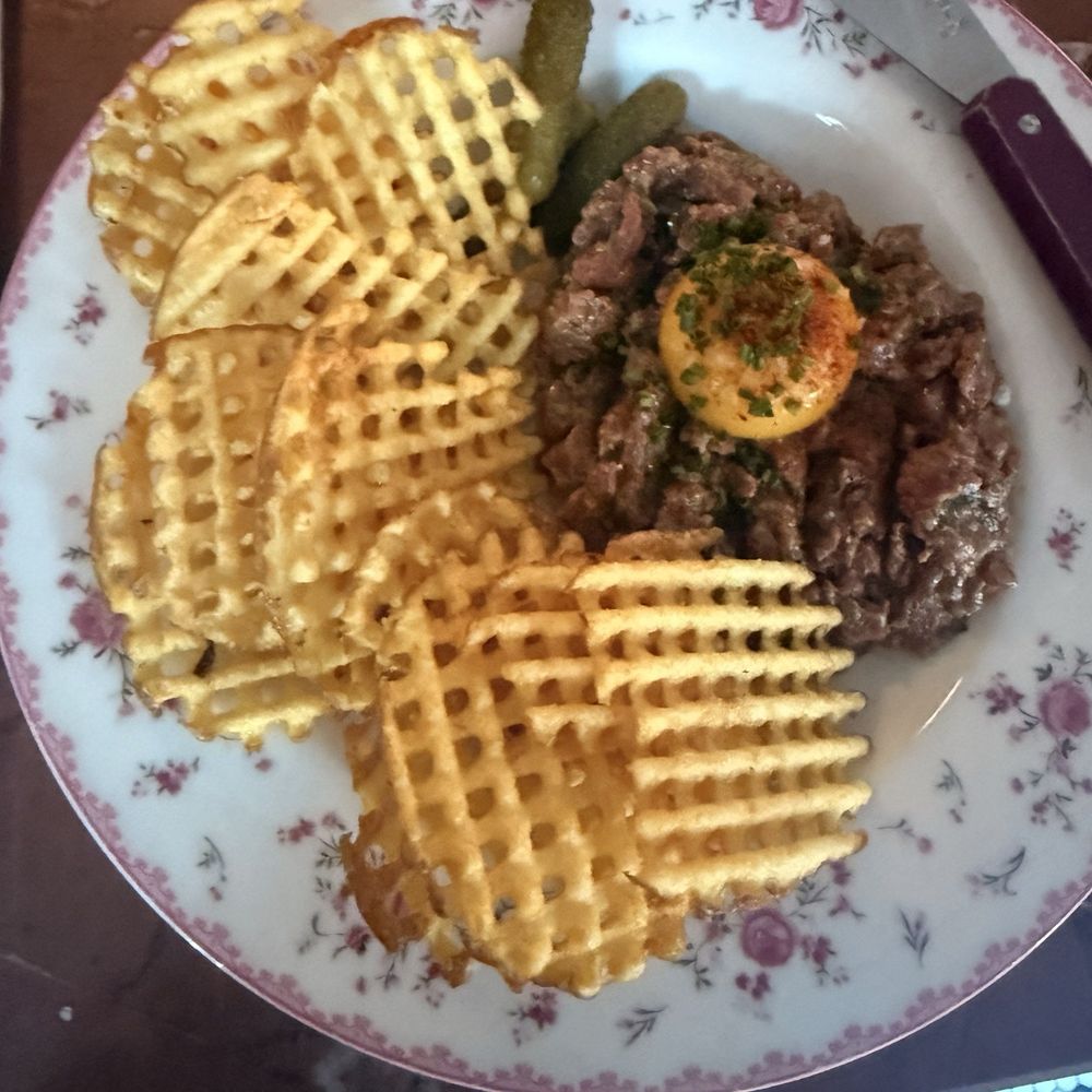 La Fête - Steak tartare - Wine Bars Near Me - Birmingham, Alabama