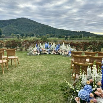 La Corte dei Papi - Beautiful wedding ceremony spot - Italian Near Me - Cortona, Arkansas La Corte dei Papi - Beautiful wedding ceremony spot - Italian Near Me - Cortona, Arkansas