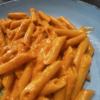 La Pasta - Penne pink sauce - Italian Near Me - Lynwood, California La Pasta - Penne pink sauce - Italian Near Me - Lynwood, California